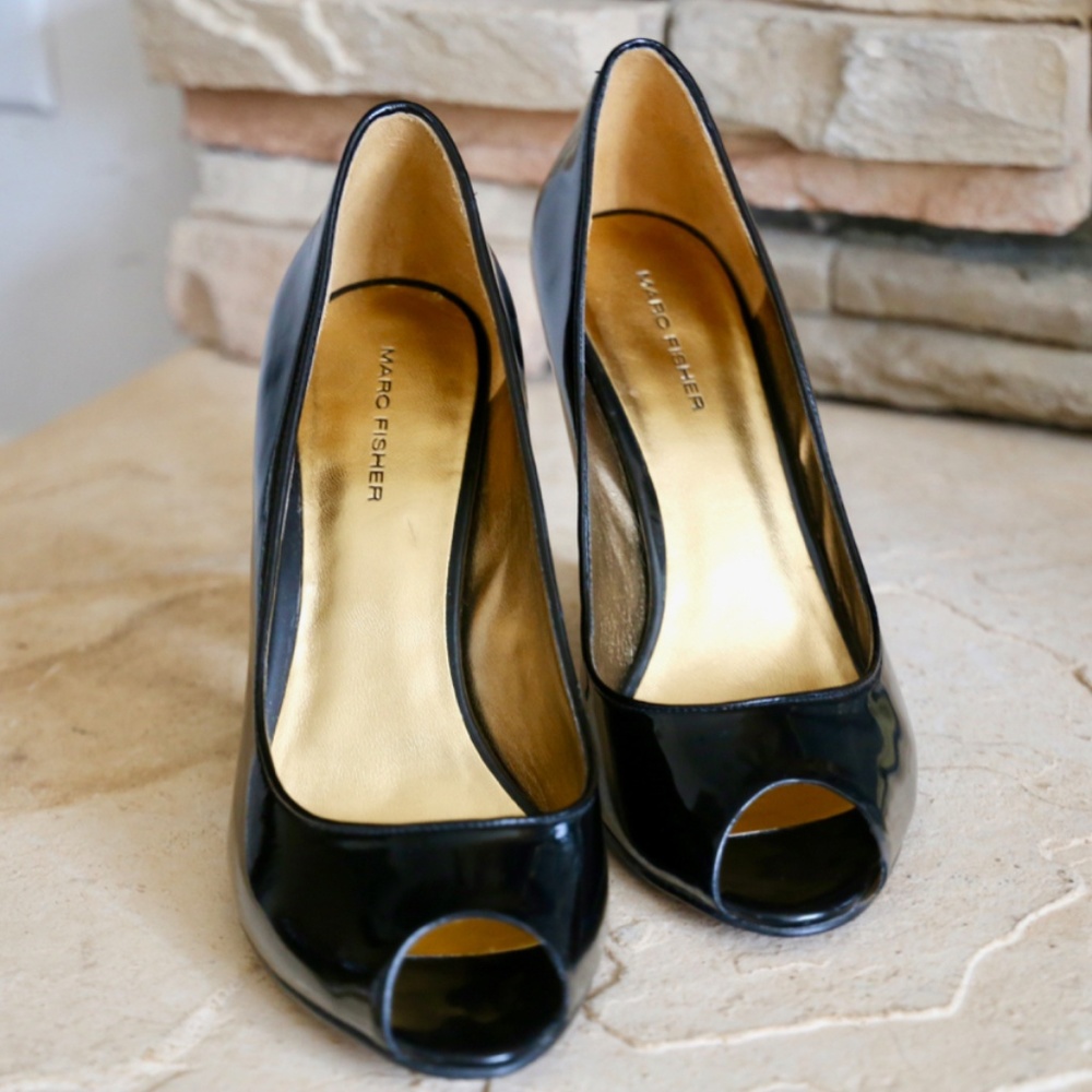 Marc Fisher Black Patent Leather Open Toe Pumps 3"